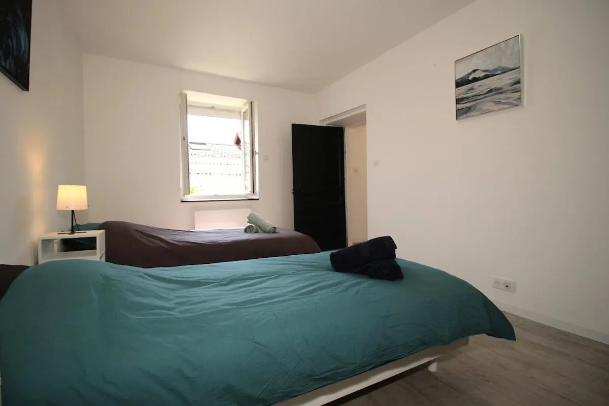Gite De La Serve La Balme-Les-Grottes Tatil Evi