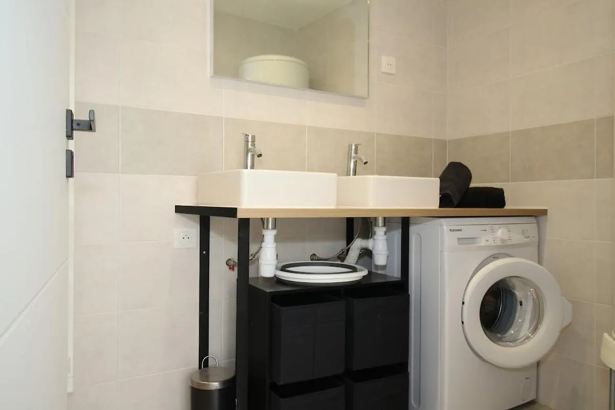 Gite De La Serve La Balme-Les-Grottes Tatil Evi